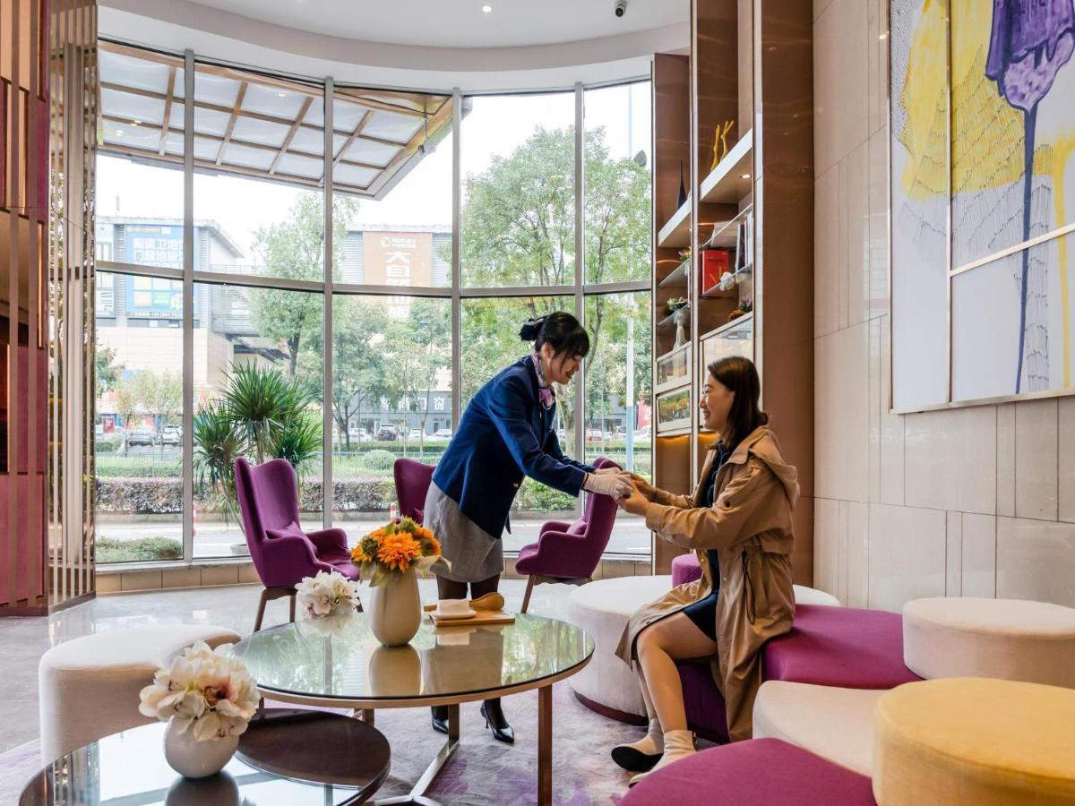 Lavande Hotel Luzhou Wanda Plaza Southwest Commercial City Exterior photo