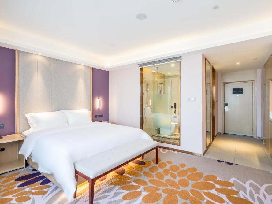 Lavande Hotel Luzhou Wanda Plaza Southwest Commercial City Exterior photo
