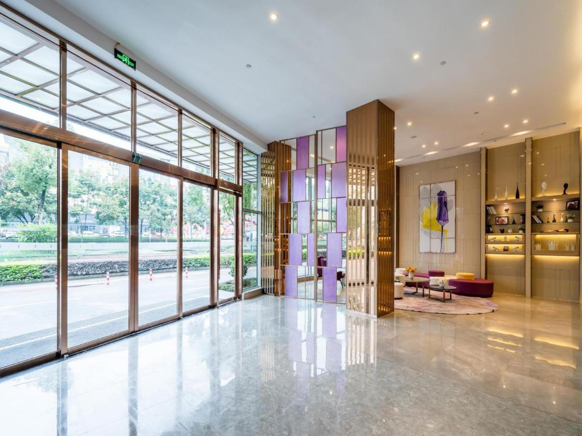 Lavande Hotel Luzhou Wanda Plaza Southwest Commercial City Exterior photo