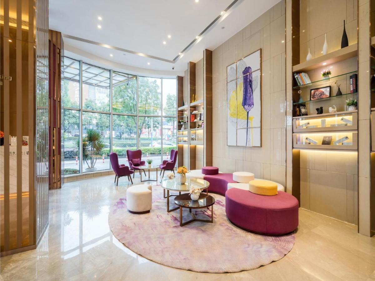Lavande Hotel Luzhou Wanda Plaza Southwest Commercial City Exterior photo