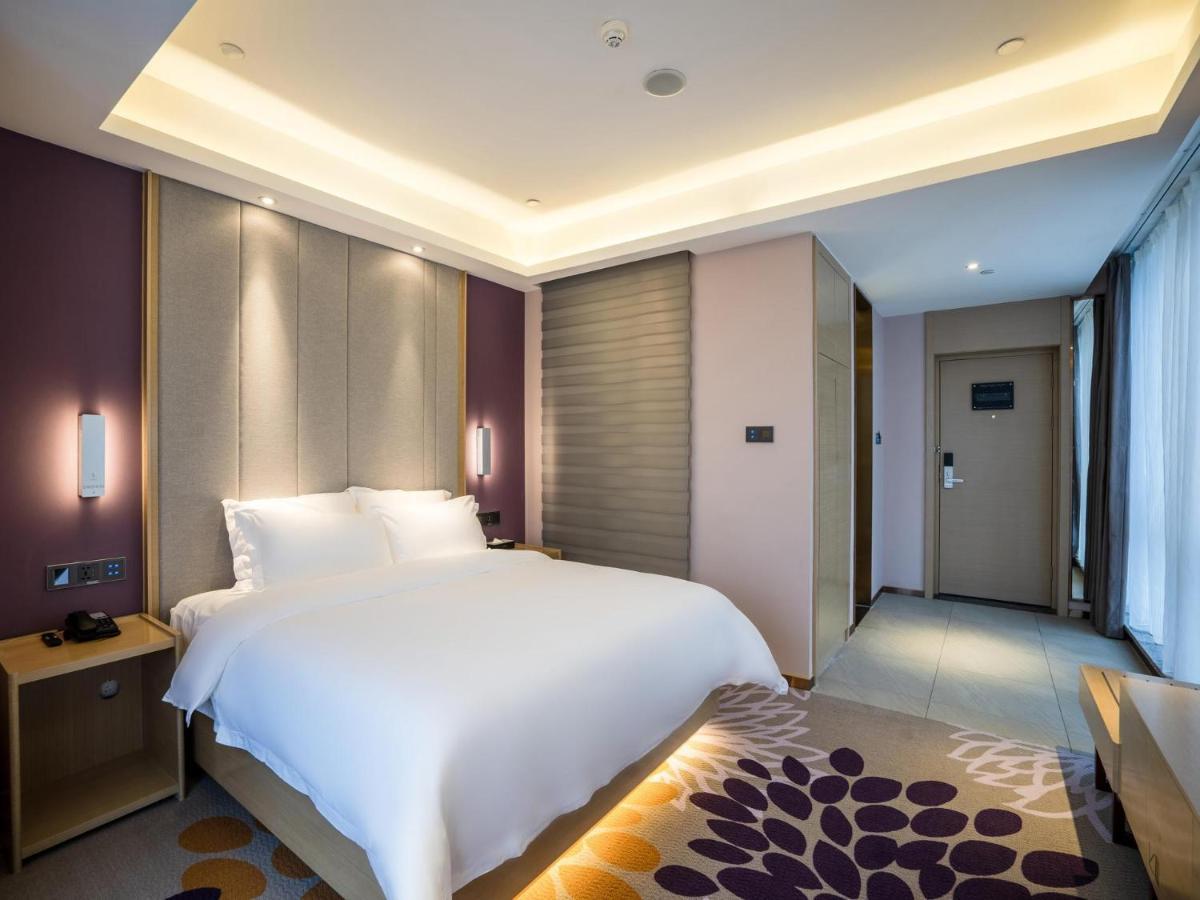 Lavande Hotel Luzhou Wanda Plaza Southwest Commercial City Exterior photo